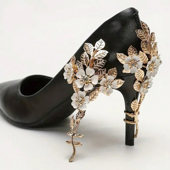 A+ Boutique Shoes - 👠 Embellished High Heel Decor 👠